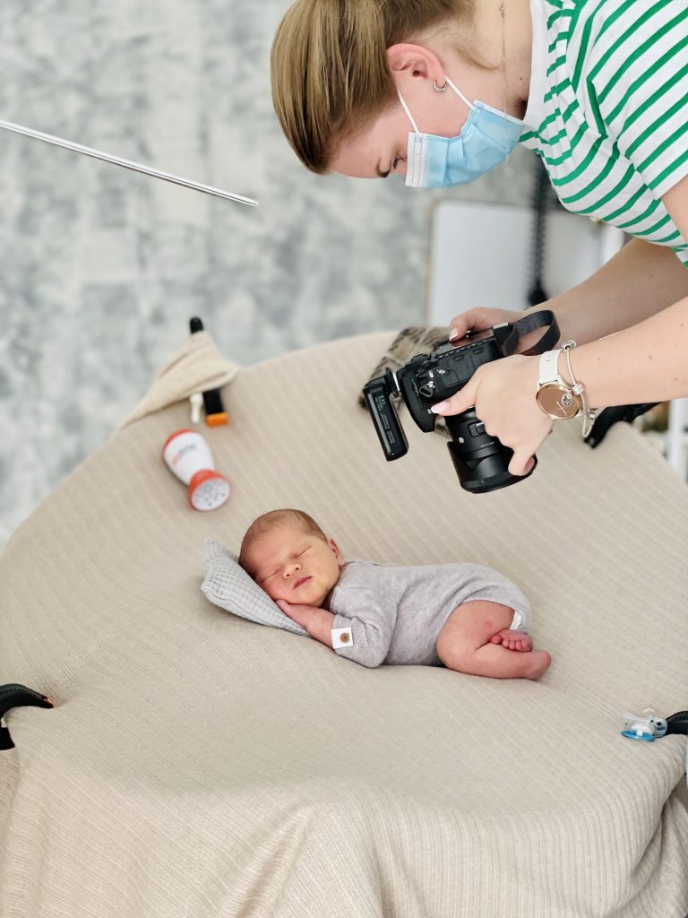 0179CABA-30E8-47D3-BA42-625EC880C6F4