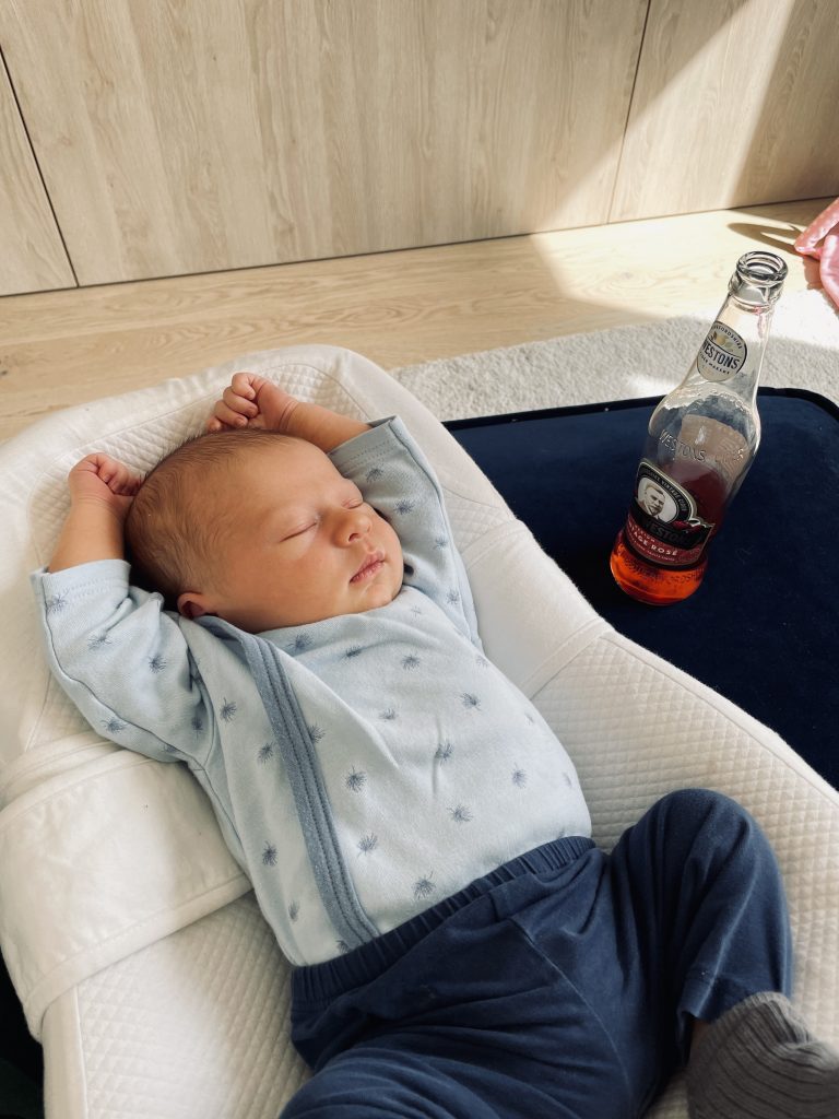 2CFA2C7C-F34F-417A-B1CC-9078D6CCF5C9